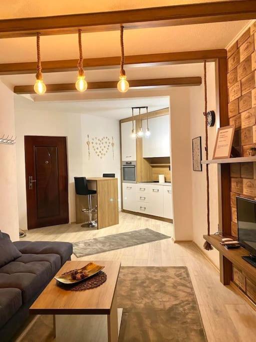 Nessi Apartment Pristina Exteriör bild